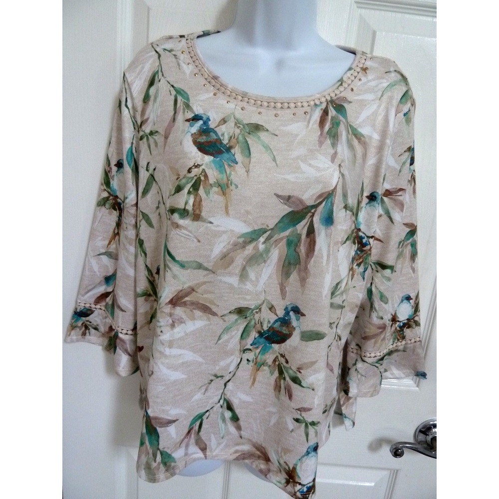 Alfred Dunner Petite Large Beaded Bird Print Sweater Flared Sleeve Tan LP